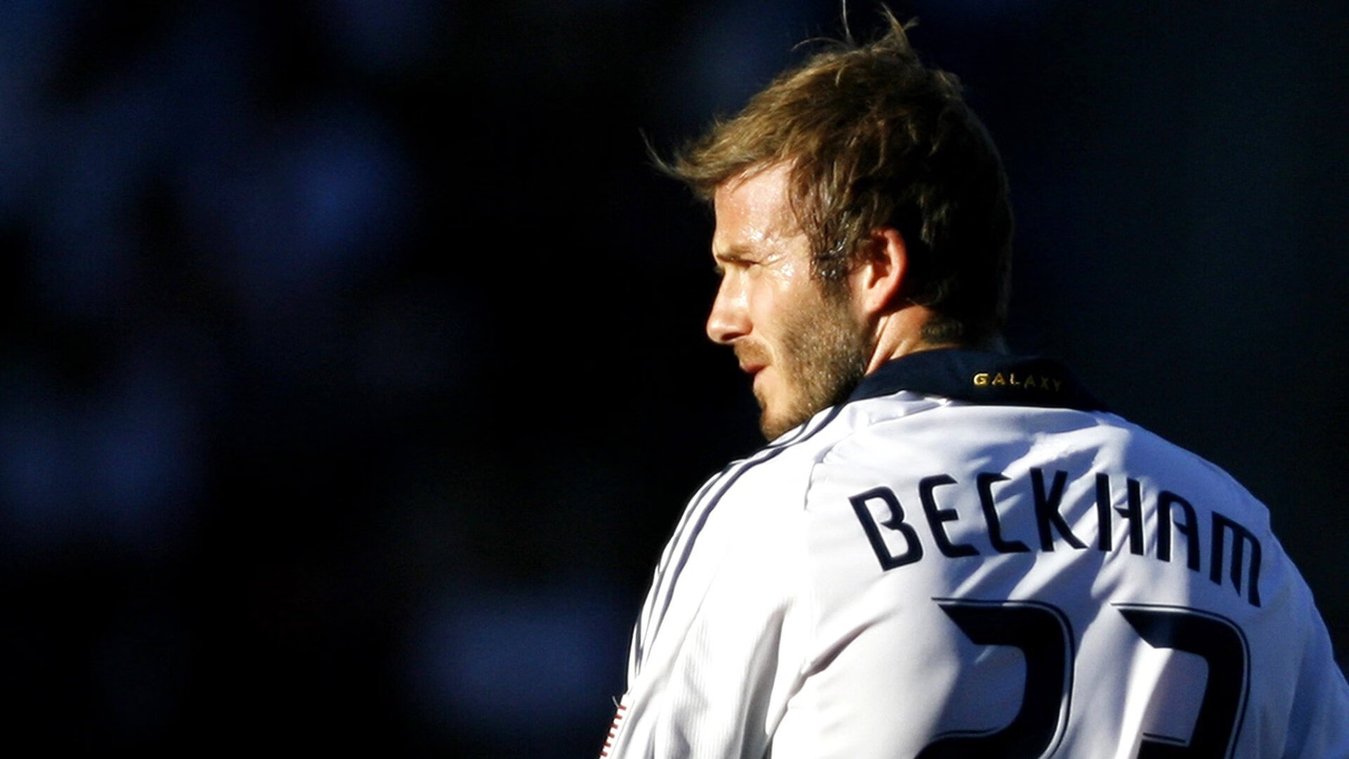 “武汉马拉松：谁能在这条赛道上破浪前行？”